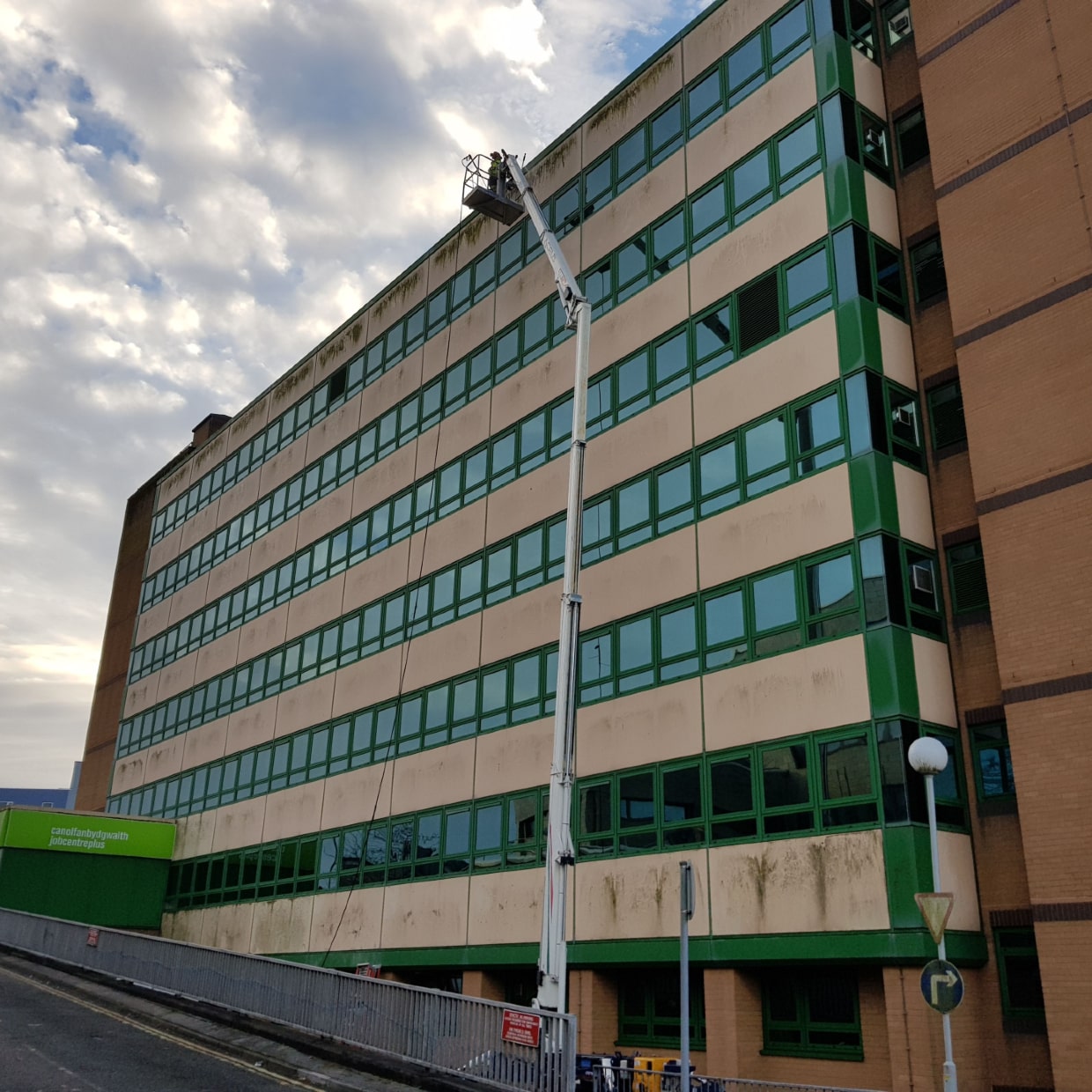 Cladding Cleaning Services